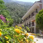 Perdikia Hotel