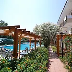 Otel Perdikia 3*