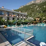 Otel Perdikia