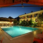 Otel Perdikia
