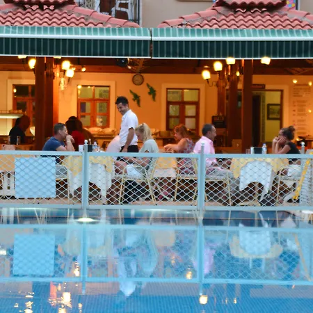 Szálloda Perdikia Oludeniz