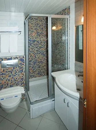 Perdikia Hotel 3*