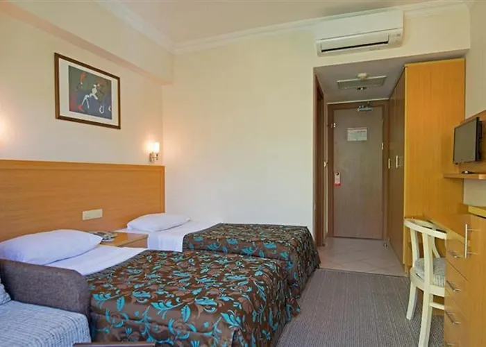 Perdikia 3*