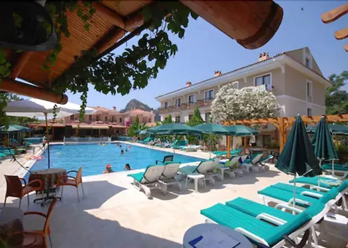 Perdikia Hotel