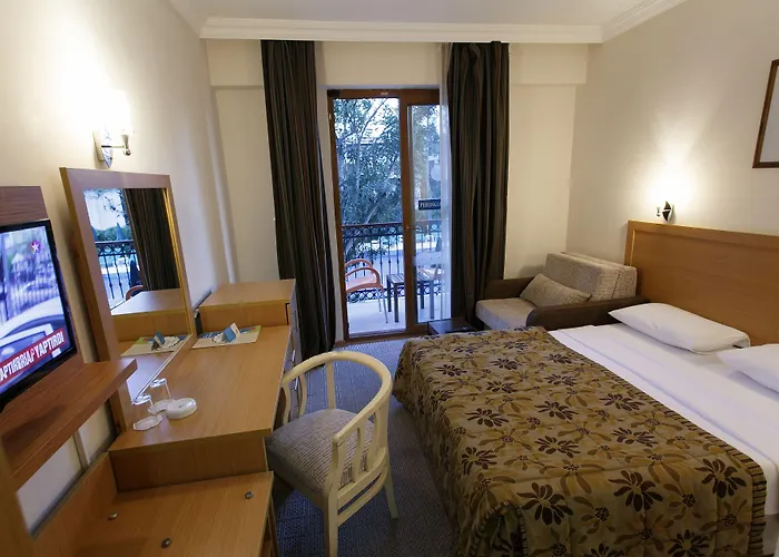 Perdikia Hotel