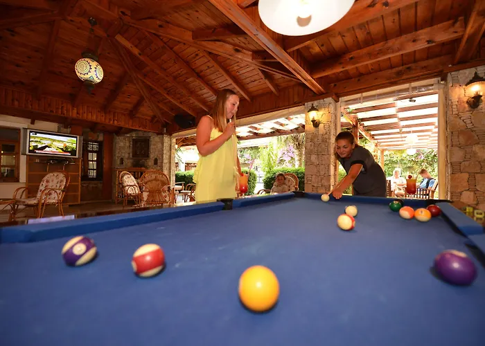 Perdikia Hotel