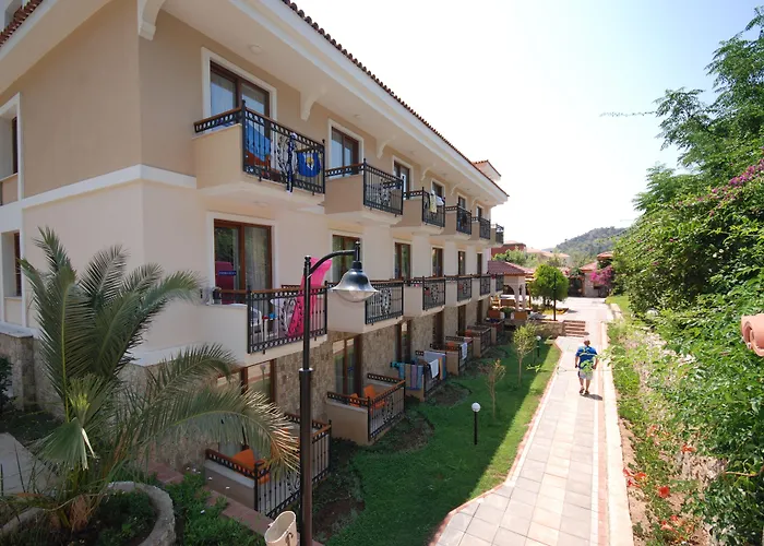 Perdikia Hotel 3*