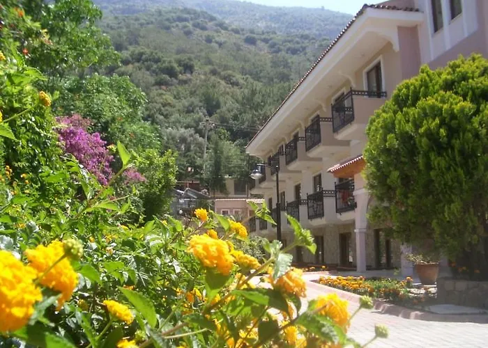 Perdikia Hotel
