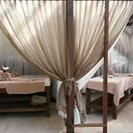 Perdikia Hotel