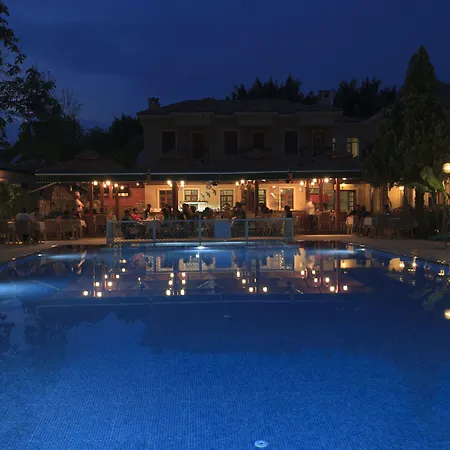 Perdikia Otel 3*