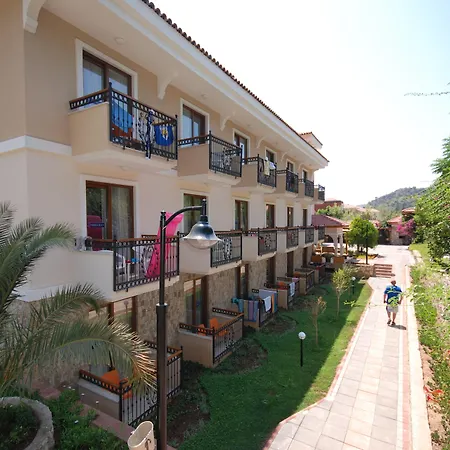 Perdikia Otel 3*
