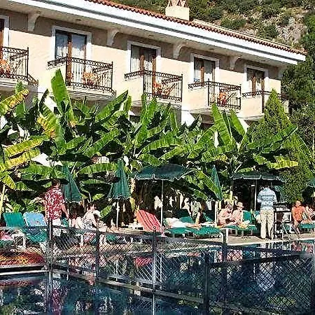 Perdikia Hotel