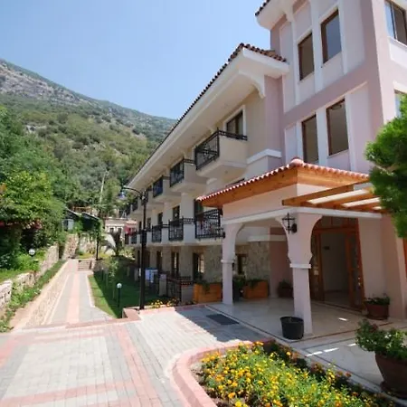 Perdikia Hotel