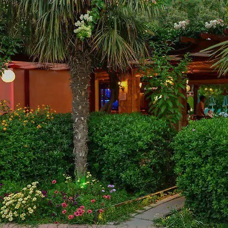 ホテル Perdikia オルデニズ